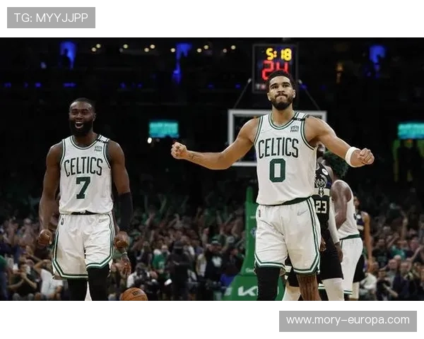 开拓者八人缺战绿军迎考验严峻